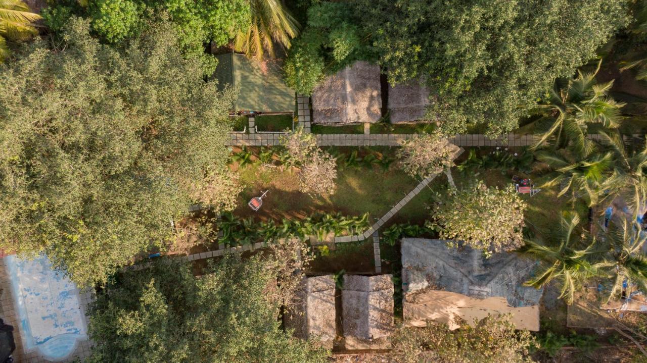 Kings Villa Resort 帕罗林 外观 照片